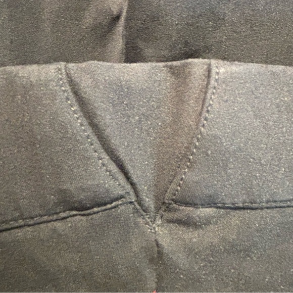 ARIAT SZ 32R 3/4 Length Riding Breeches Zipper Closure Pockets Compression Pants - Picture 13 of 16